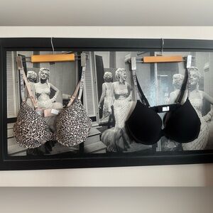 - Black and Leopard Print Bra Set 85D